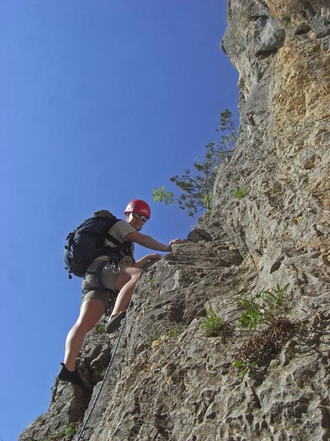 Kletterbrüderpfad: Daniela in der 1. Seillänge