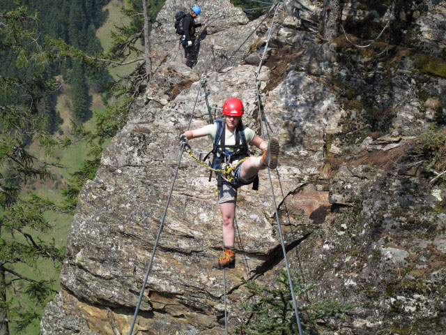 Daniela auf der zweiten Seilbrücke