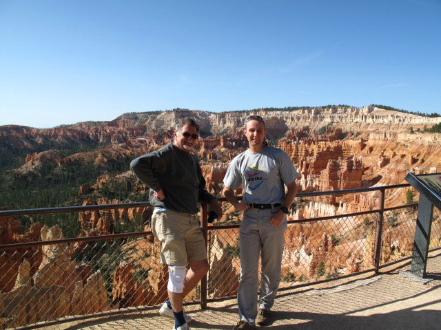 Papa und ich am Sunrise Point im Bryce Canyon National Park (15. Mai)