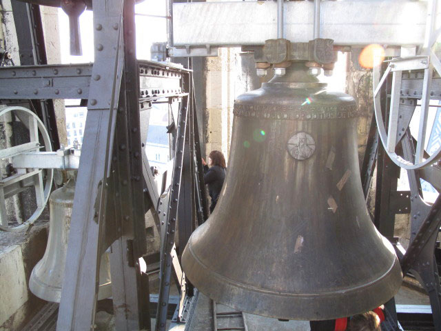 Glocke im Südturm der Votivkirche