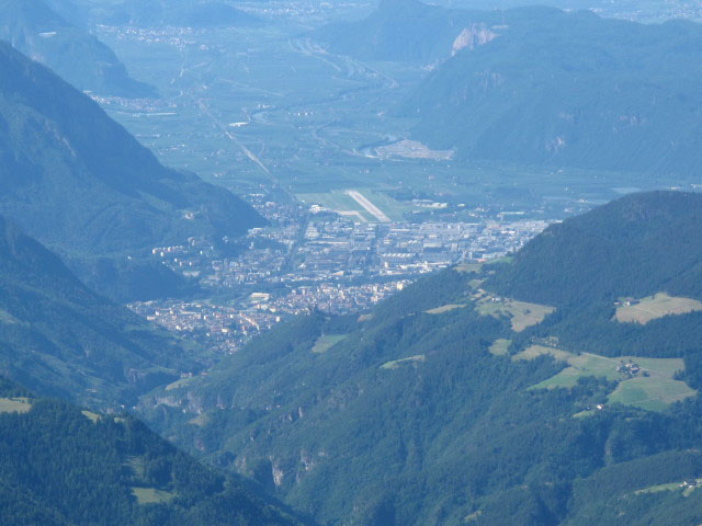 Bozen von der Sarner Scharte aus (12. Juni)