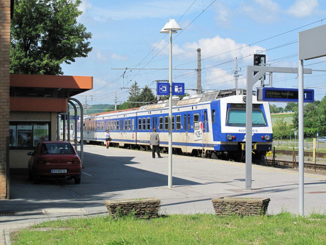 S 29461 im Bahnhof Mistelbach, 210 m