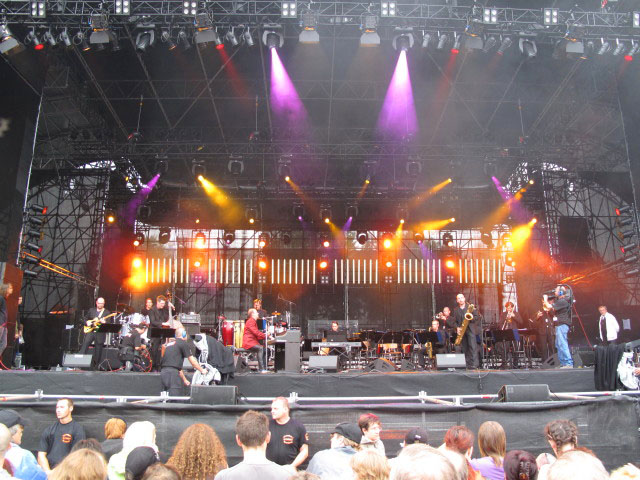 Andy Lee Lang auf der Festbühne (28. Juni)