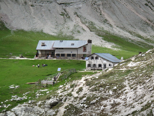 Puezhütte, 2.475 m (4. Juli)