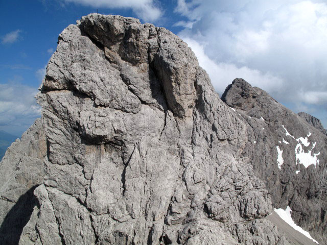 Roter Turm von der Laserzwand aus (13. Juli)