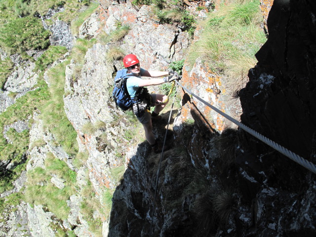 Falken-Klettersteig: Daniela in der Einstiegsrinne (17. Juli)