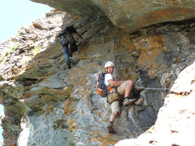 Falken-Klettersteig: Peter und Christoph in der Verschneidung (17. Juli)