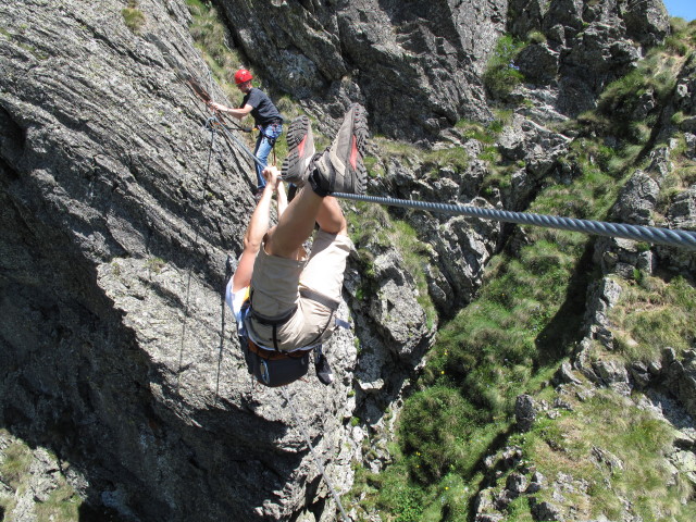 Falken-Klettersteig: Peter und Christoph auf der Seilbrücke (17. Juli)