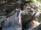 ÖTK-Klettersteig Pirkner Klamm: Erich und Martin auf der ersten Seilbrücke (11. Juli)