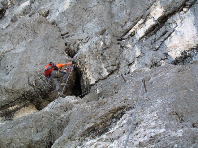 Mauerläufer-Klettersteig: Erhard auf der Seilleiter