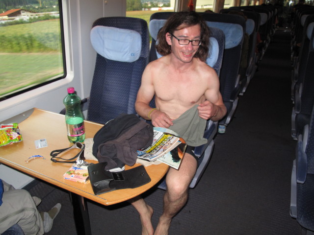 Reinhard im ICE 661 zwischen &Ouml;tztal und Innsbruck Hbf (17. Aug.)