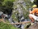 Grünstein-Klettersteig: Axel, ? und Andreas auf der Hängebrücke