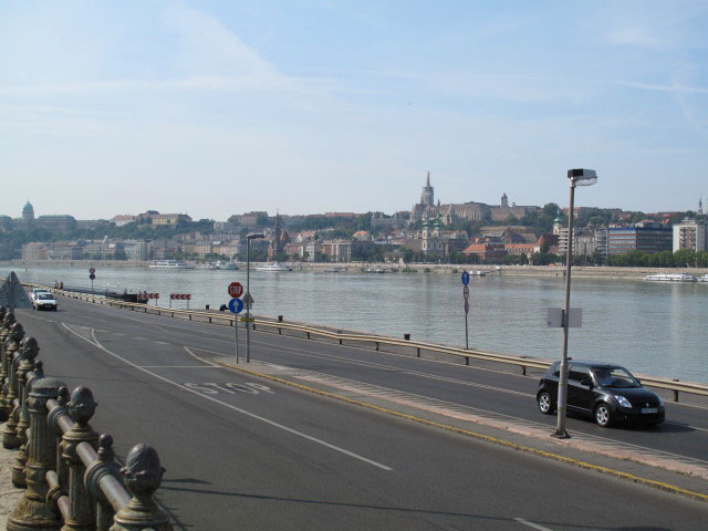 Donau zwischen Margaretenbr&uuml;cke und Kettenbr&uuml;cke (12. Sept.)