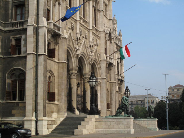 Parlamentsgeb&auml;ude (13. Sept.)