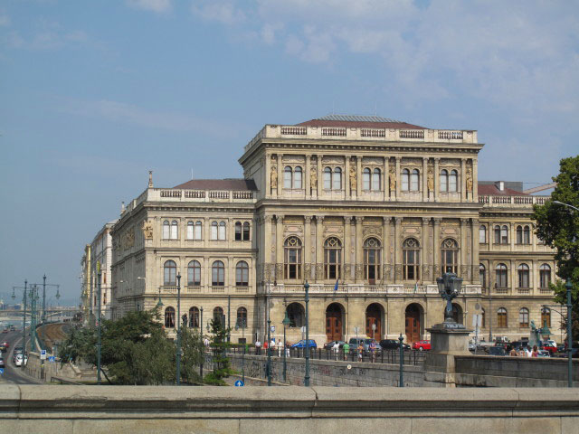 Ungarische Akademie der Wissenschaften (13. Sept.)