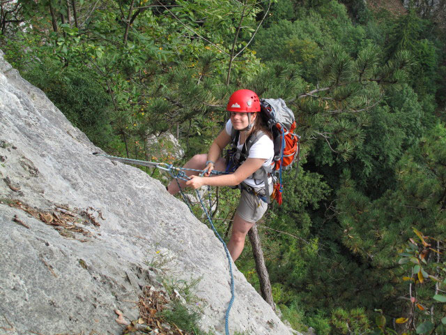 Sanduhrenparadies: Daniela beim Stand nach der dritten Seill&auml;nge