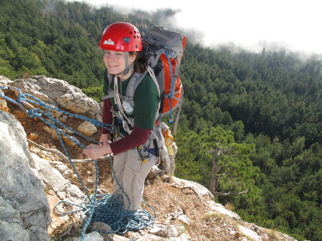Fredsteig: Daniela am Stand nach der zweiten Seill&auml;nge