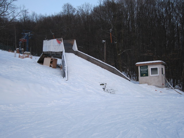 Bergstation, 370 m