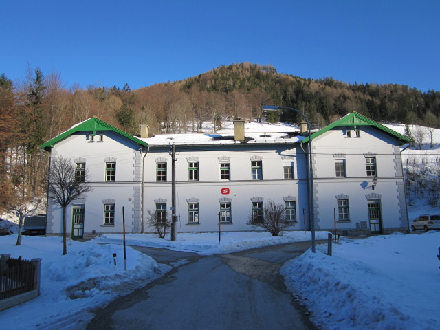 Bahnhof Laubenbachmühle, 535 m