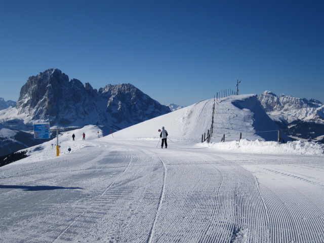 bei der Bergstation der Pendelbahn Furnes-Seceda, 2.442 m (13. März)