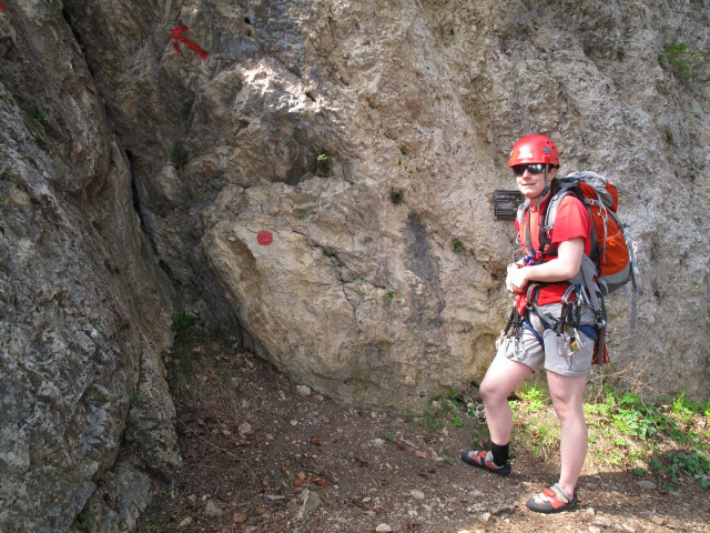 Tirolersteig: Daniela im Einstieg