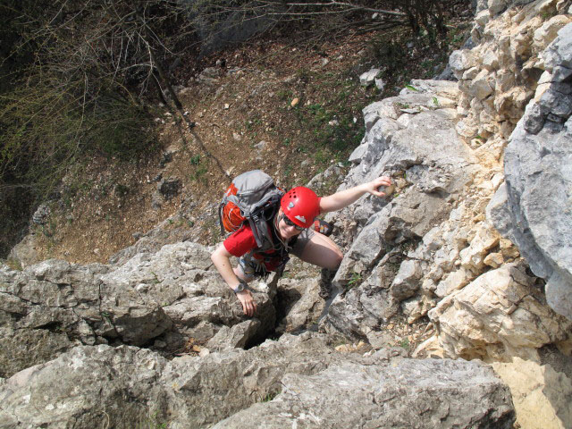 Tirolersteig: Daniela in der 1. Seillänge