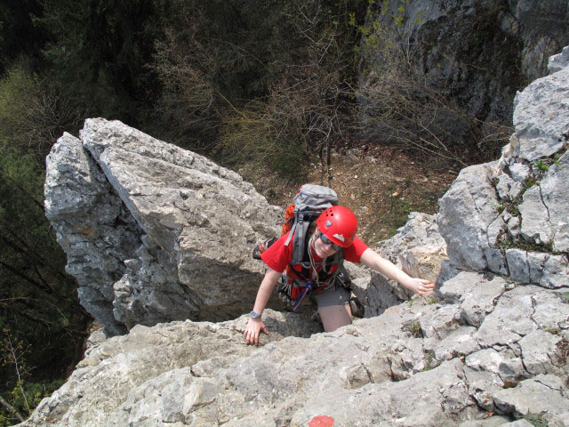 Tirolersteig: Daniela in der 1. Seill&auml;nge