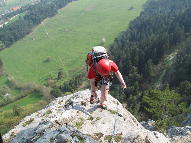 Tirolersteig: Daniela in der 5. Seill&auml;nge