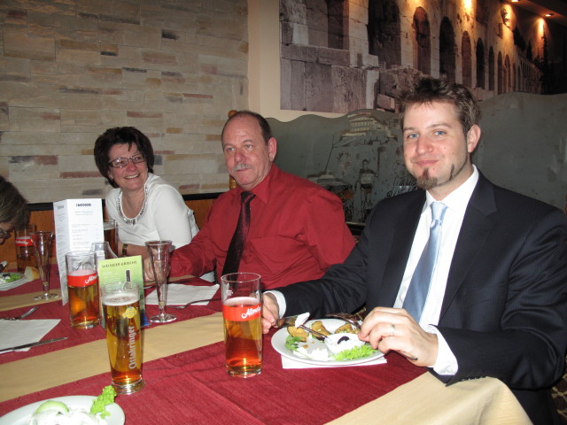 Andrea, Wolfgang und Markus im Restaurant Irodion (6. Mai)