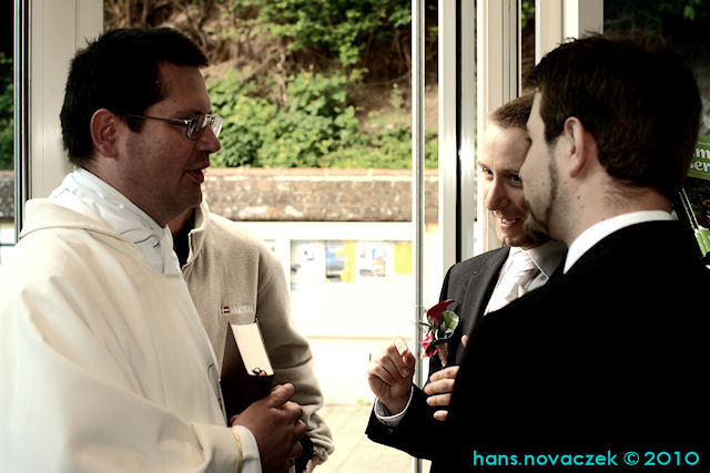 Pater Pio, ich und Markus in der Kreuzkirche des Stifts Heiligenkreuz (7. Mai) © novaczek.at