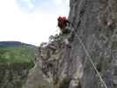 Adrenalin-Klettersteig: Axel in der Gipfelwand