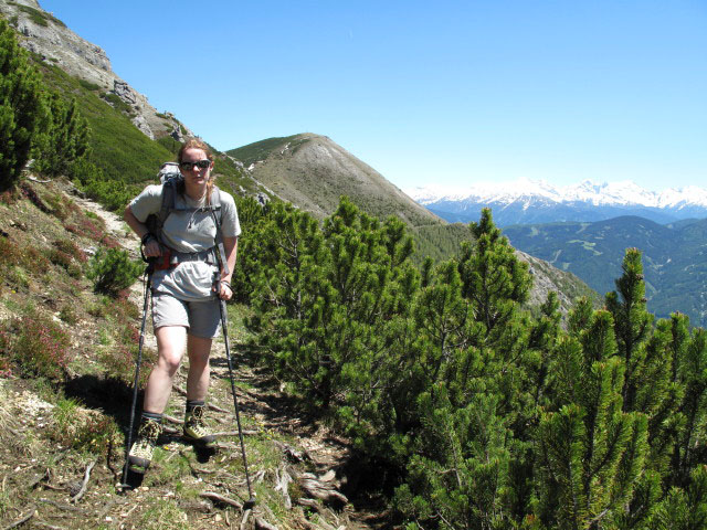 Daniela zwischen Sailennieder und Halsl