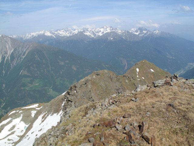zwischen Rotem K&ouml;gele und Mele (11. Juni)