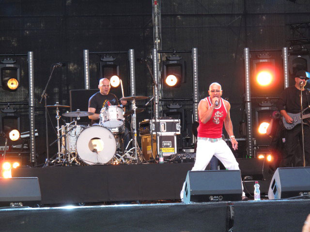 Right Said Fred auf der Fest-B&uuml;hne (25. Juni)