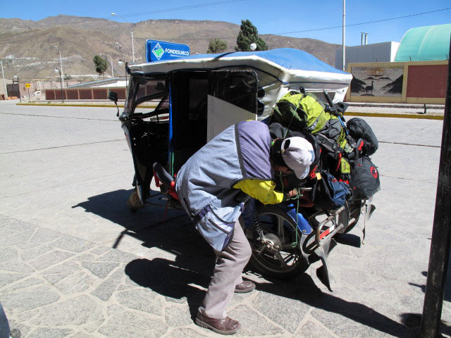 beim Terminal Terrestre in Chivay (18. Juli)