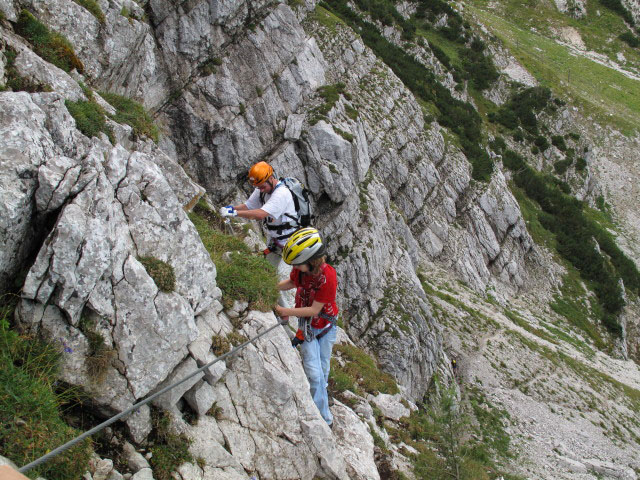 Heli-Kraft-Klettersteig: Erich und Richard zwischen Holzpendelbrücke und 1. Notausstieg