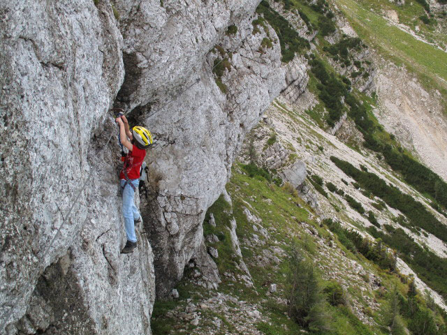 Heli-Kraft-Klettersteig: Richard zwischen Nepalbrücke und 1. Seilbrücke