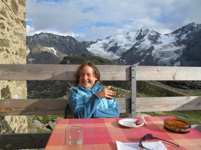 Irene bei der Hintergrathütte, 2.661 m (20. Aug.)