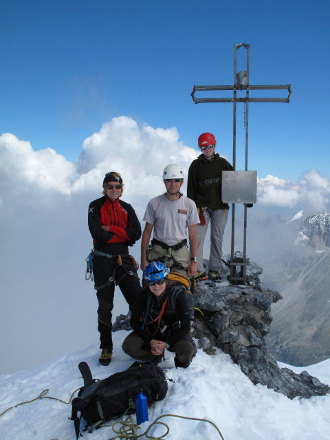 Peter, Irene, ich und Daniela am Ortler, 3.905 m (21. Aug.)
