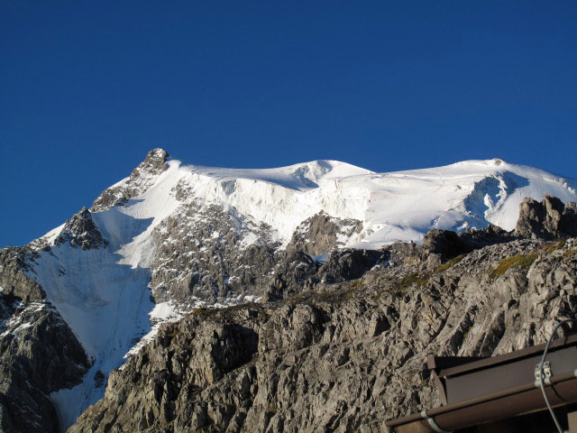 Ortler von der Julius-Payerhütte aus (22. Aug.)