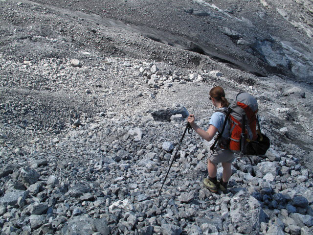 Daniela am Dreifernerweg zwischen Berglhütte und Niederem Ortlerferner (22. Aug.)