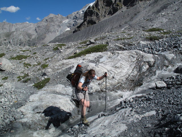 Daniela am Dreifernerweg beim Madatschferner (22. Aug.)