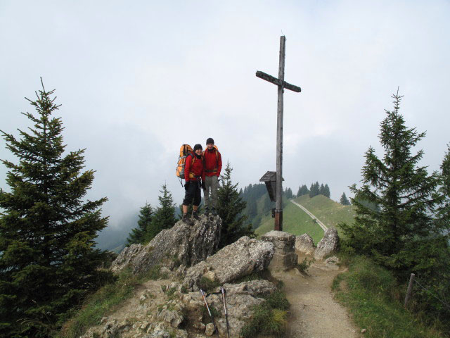 Gudrun und Christoph am Vorgipfel des Hochh&auml;drich (4. Sep.)