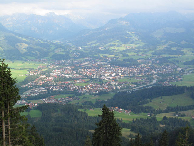 Sonthofen von der Bergstation der Mittagbahn II aus (5. Sep.)