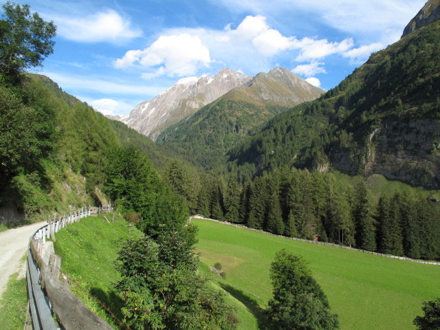 Pfitscher-Joch-Stra&szlig;e zwischen Rastkapelle und Stein (12. Sep.)