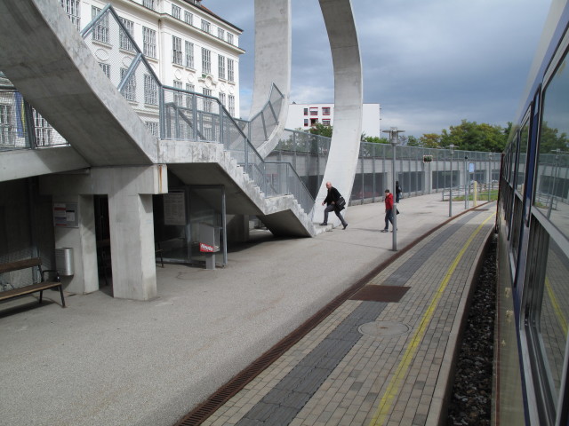 Haltestelle Campus Krems-Kunstmeile Krems (17. Sep.)