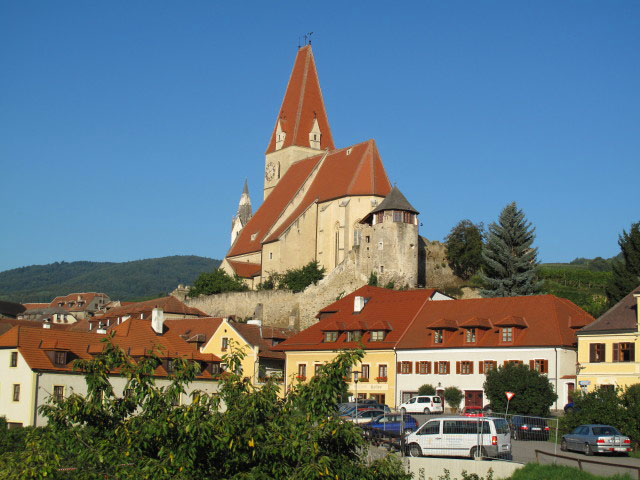 Pfarrkirche von Wei&szlig;enkirchen in der Wachau, 224 m