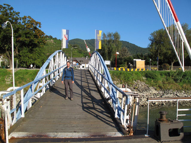 Norbert auf der Anlagestelle der Rollf&auml;hre Spitz - Arnsdorf in Spitz