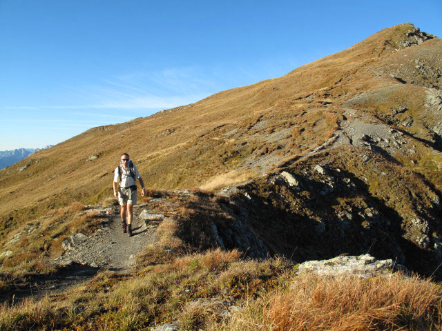 Ich am Karnischen H&ouml;henweg zwischen B&auml;renbadegg und Kesselscharte (22. Sep.)