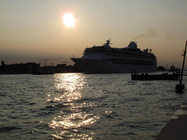 'Splendour of the Seas' im Canale delle Giudecca